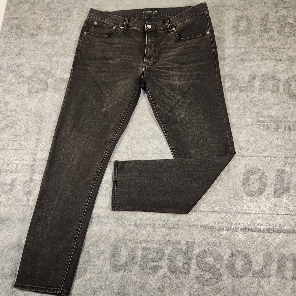 Club Monaco jeans women's  36x29 black Demin straight leg mid rise